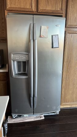 Whirlpool Gold Series Refrigerator 