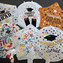 ‼️PLEASE DONT ASK IF AVAILABLE‼️GRADUATION BALLOON BOUQUET 