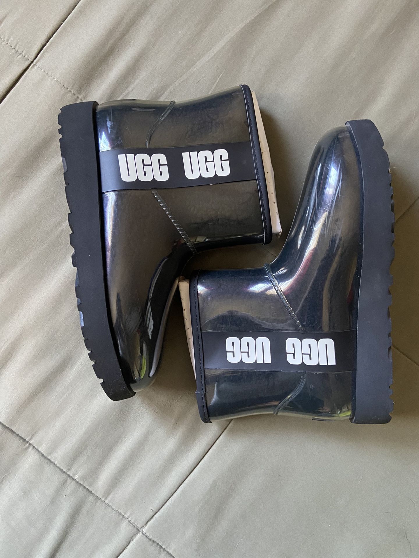 ugg rain boots