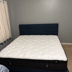king bed