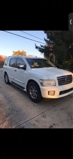 Infiniti QX56 2007.