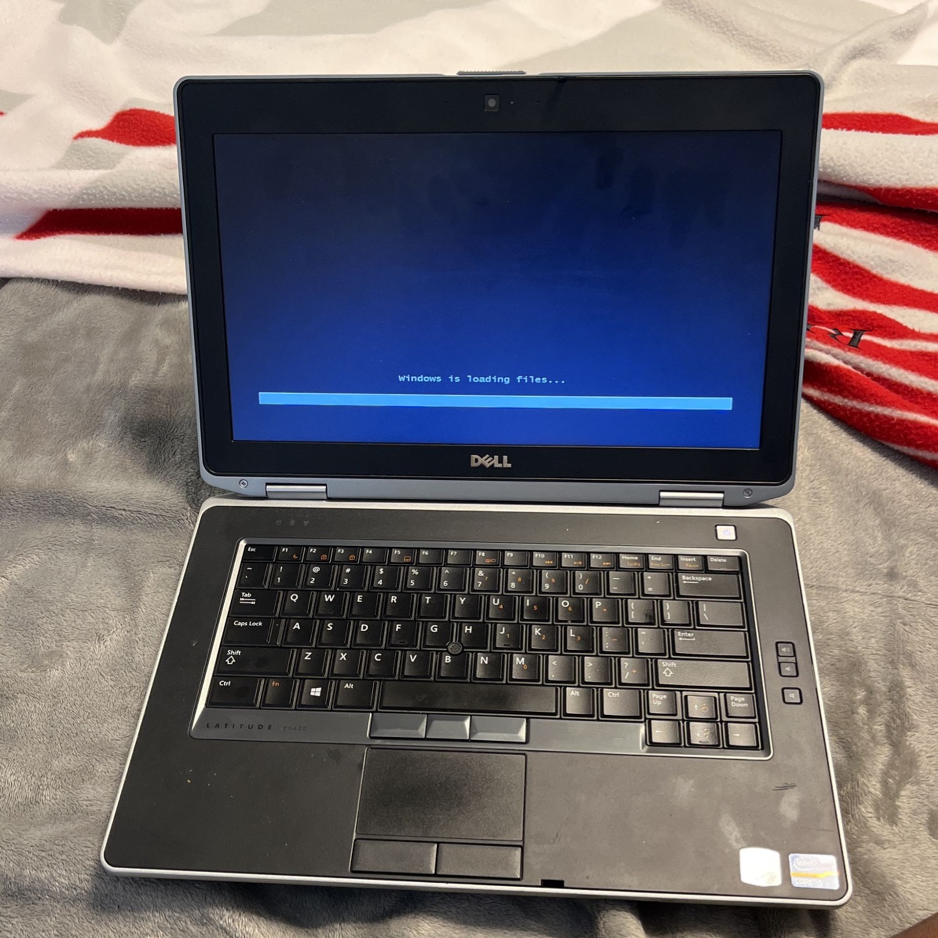 DELL Laptop - Windows 7