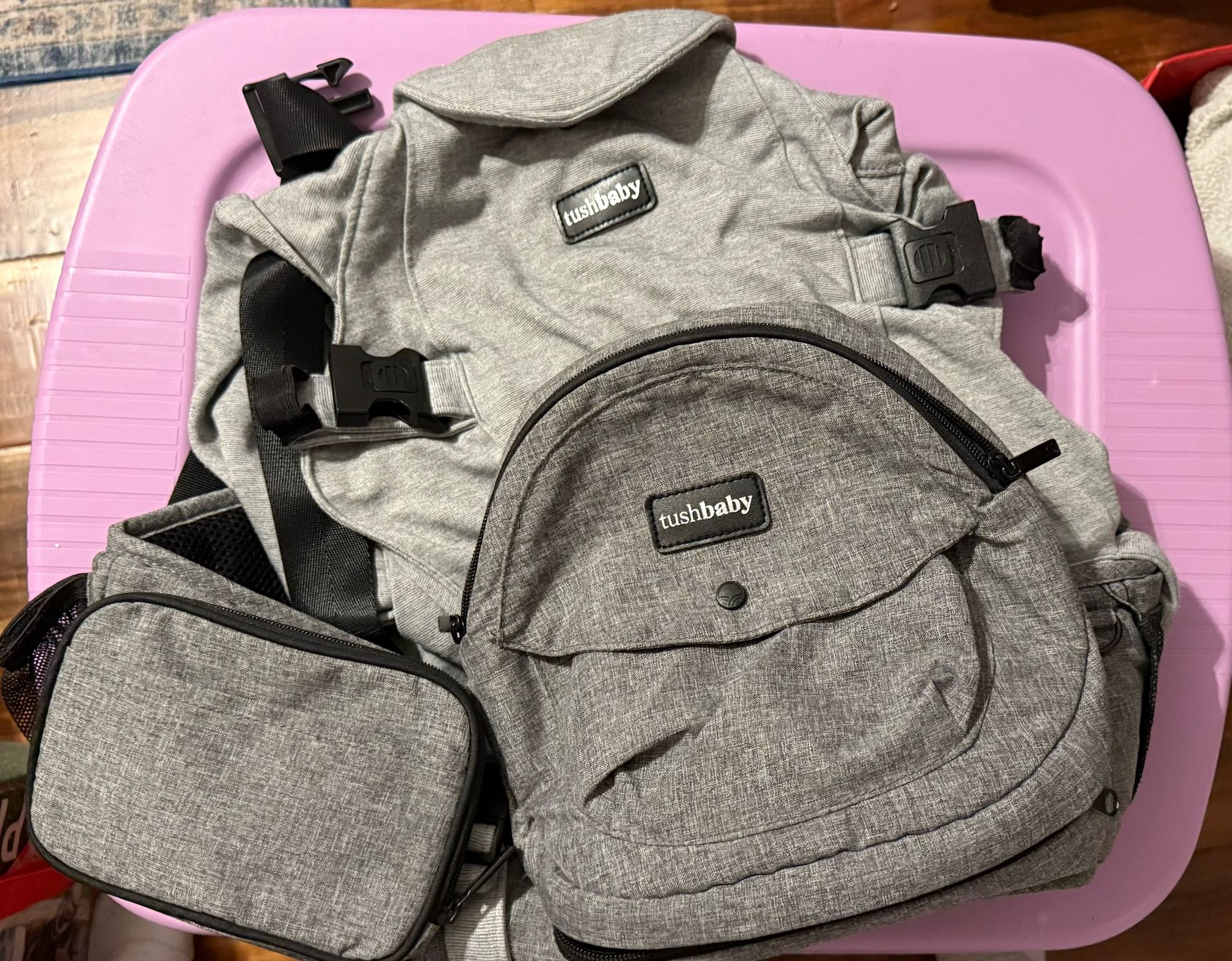 Tush Baby Hip Carrier + SNUG Attachment