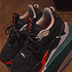 Shoes