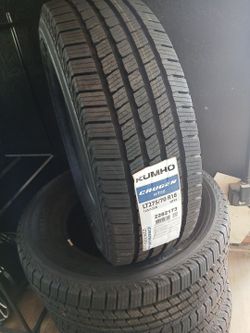 New set of tires 275 70 18 KUMHO