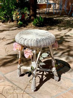 Wicker stool