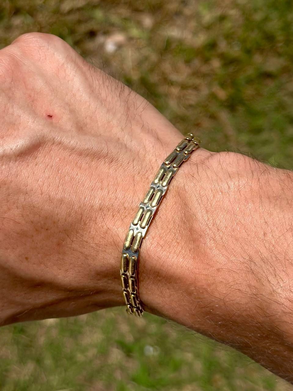 18K Sauro Brev Made In Italy White & Yellow Gold Mens Bracelet links 9.5" wide 8mm 29.2 grams