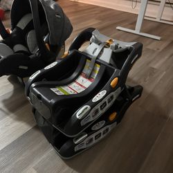Chicco Infant Car seat