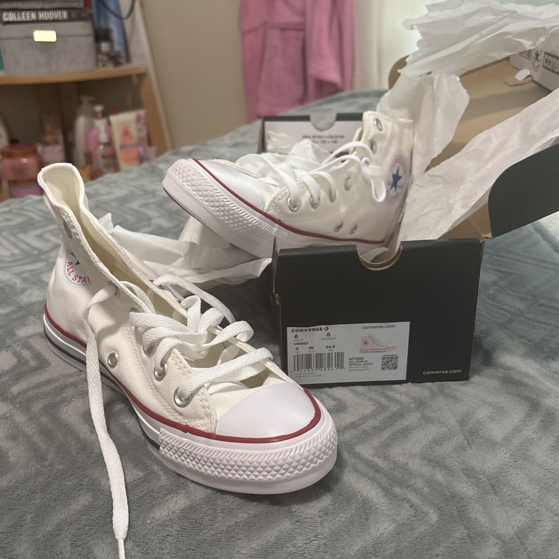 White Converse (6Mens) (8Womens)