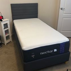 Twin Xl Mattress and Bed Frame 
