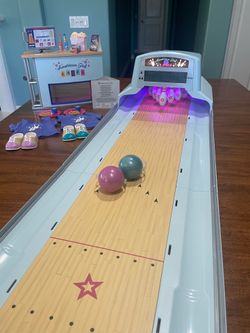 American Girl Bowling Alley, pre-owned excellent condition