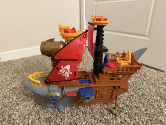 Fisher-Price Imaginext Preschool Toy Shark Bite Pirate Ship Playset 