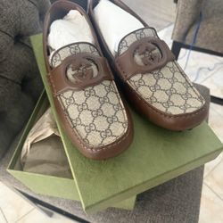 Men’s Size 10 Gucci Loafers Brand New In Box