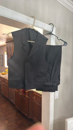 Boys Size 16 Pants And Vest
