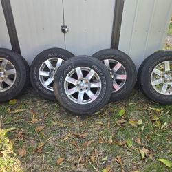 2017 Jeep Wrangler Sahara Wheels N Tires