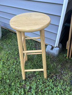Wood stool 