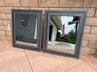Mirrors (2) matching