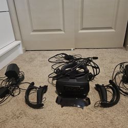 Index VR Headset (Full Kit)