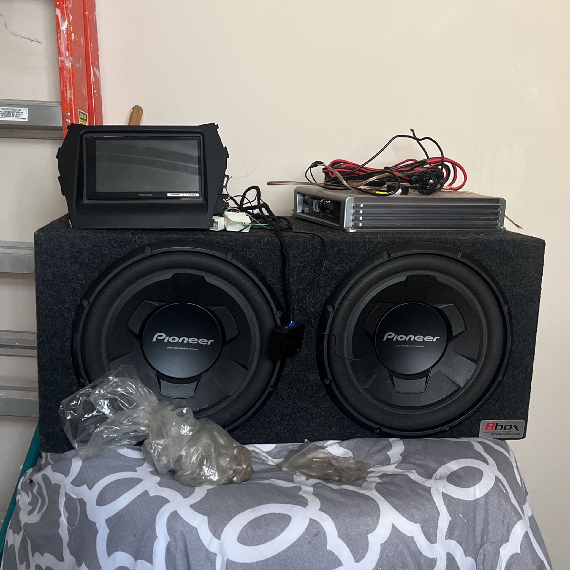 Car Audio 