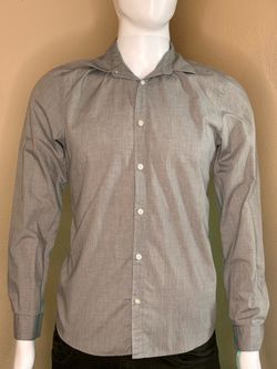 Men's Gray Long Sleeve Button-Up Shirt