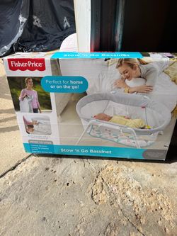 Fisher-Price Stow ’n Go Bassinet – Portable Travel Bed