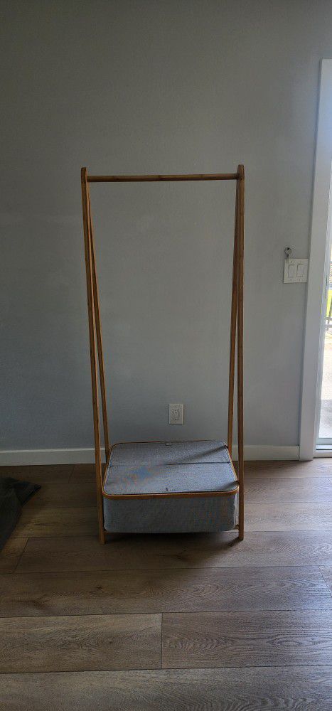 Freestanding Clothes Rack With Fabric Basket