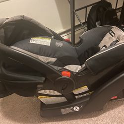 Graco infant Car Seat