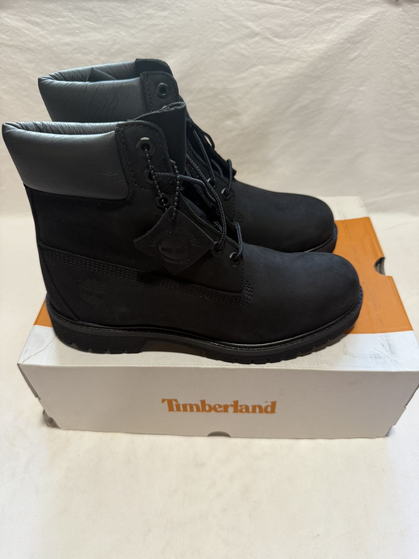 Brand New In Box Timberland Boots Size 8 Men’s 