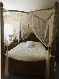 Bedroom Set Queen Size