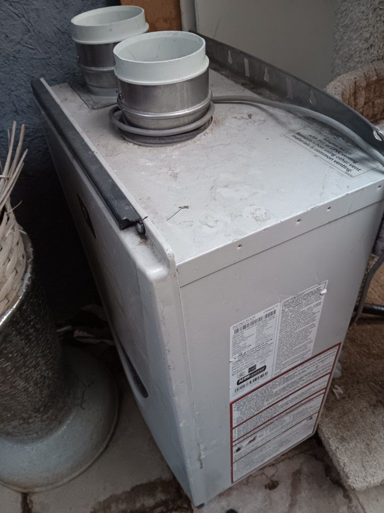 Electric & Gas Water Heater