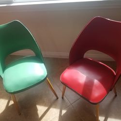 Rare Find! Vintage Kitchen Chairs orig. 60s chairs from Europe.