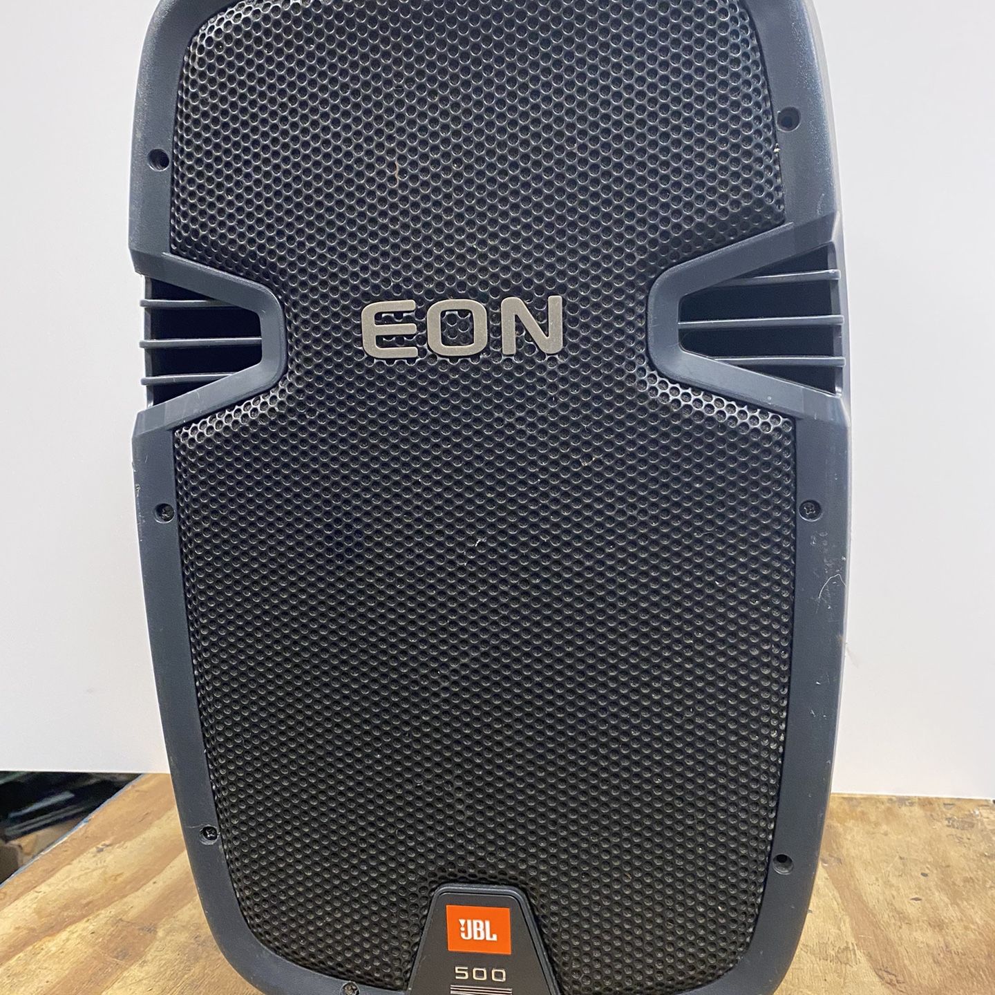 Jbl 500 Series EON 510 10” tow-way Powered Professional Audio