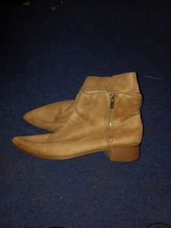 Woman shoes