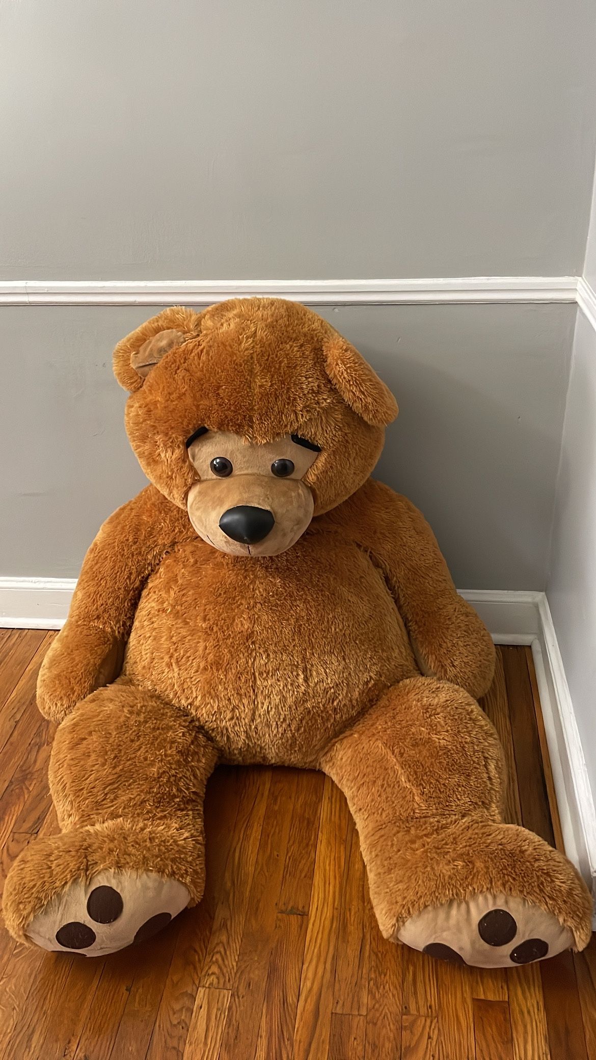 GIANT BEAR / OSO GIGANTE