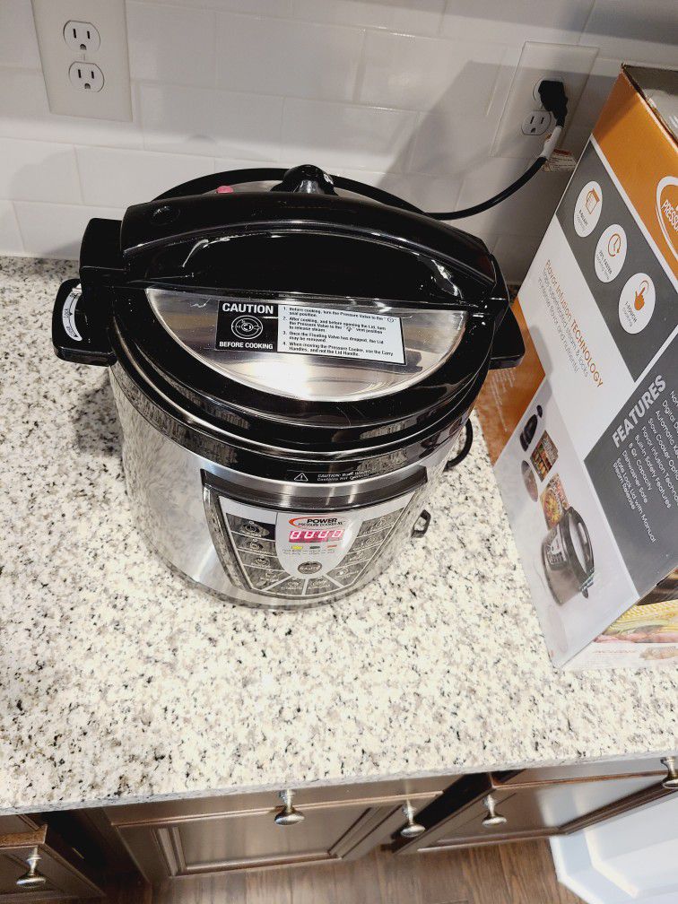 Pressure cooker xl 10 Qt for Sale in Dudley, NC - OfferUp
