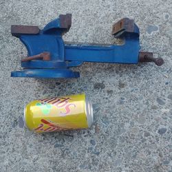 Vice Bench Tool 4 Inch Open 