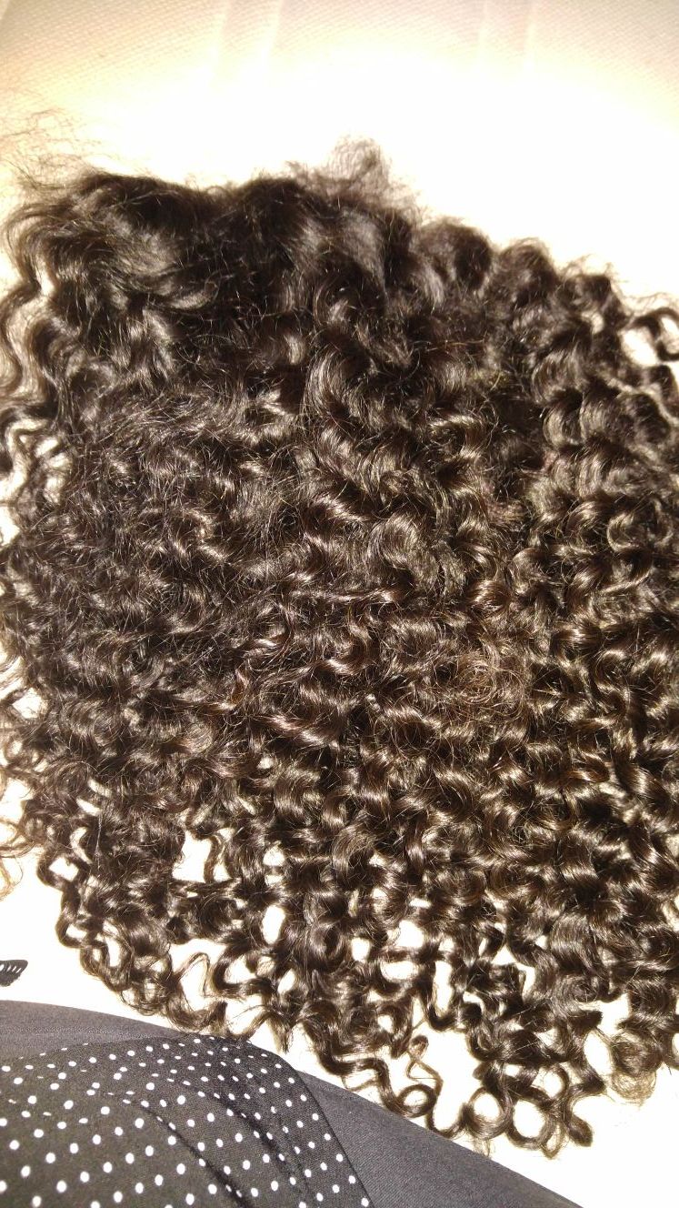 Full lace 16 inch curly wave wig..neva worn