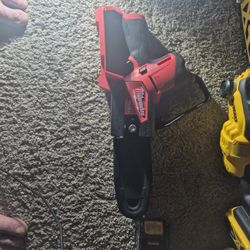 Milwaukee 2527-20 