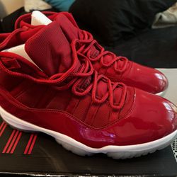 Jordan 11 Gym Red (SZ 14)