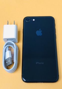 iPhone 8 64GB Factory Unlocked