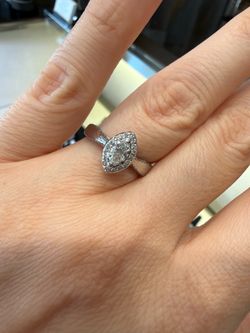 Platinum ring with natural marquis diamond wedding engagement