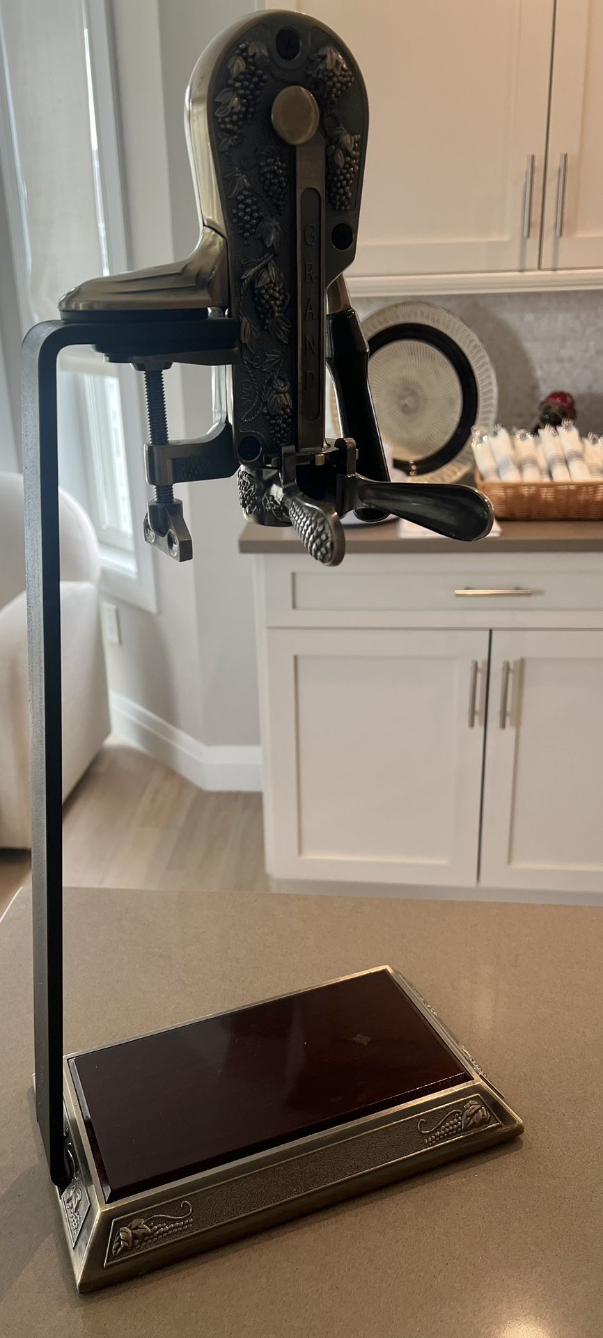 Make An Offer!! Freestanding Reserve Wine Opener With Wood Base