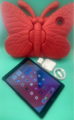 Apple iPad Air 2 – 16GB – 9.7” Retina – Touch ID – w/ Case & New Accessories