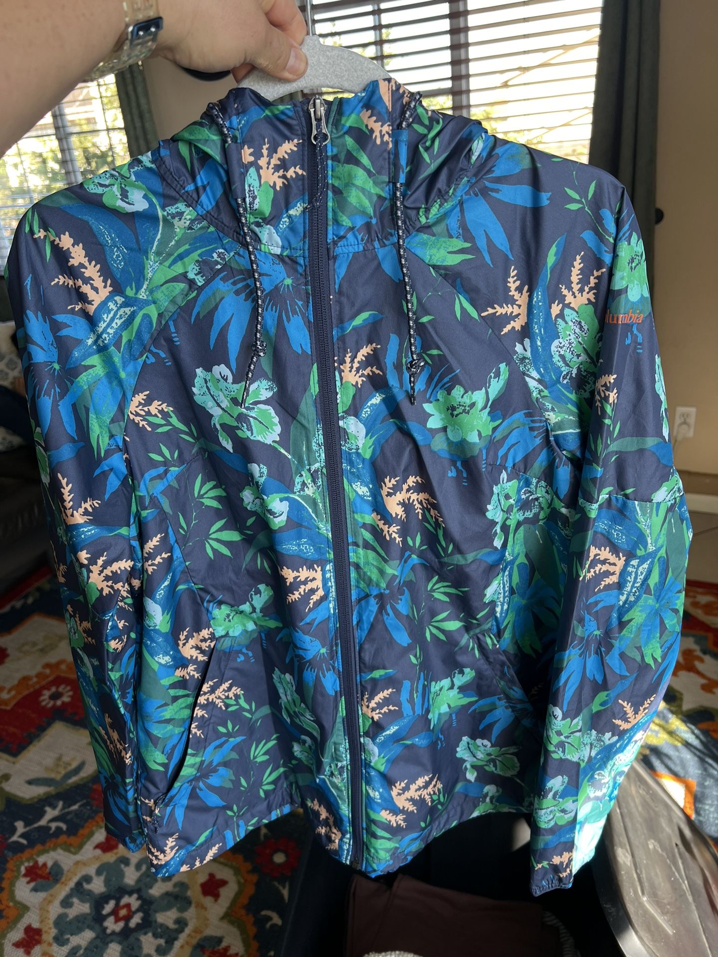Columbia Side Hill Windbreaker