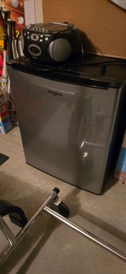 Mini fridge