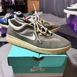 Nike SB Nyjah 2s Size 9