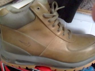 Nike boots size 11