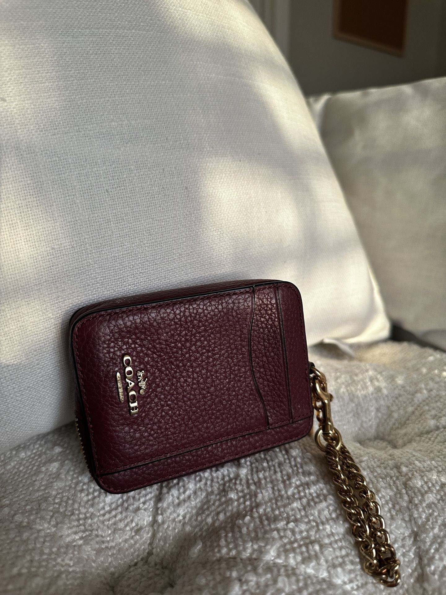 Coach Zip Card Case with Chain Strap Small wallet Wine / Gold 