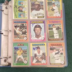 1975 Topps Baseball Card Collection 