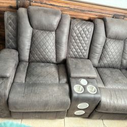 Sofa  Esta Bueno